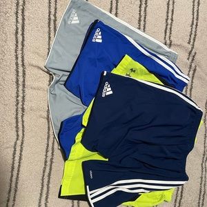 Lot of 4 soccer shorts (3 Adidas 1 Under-armor Size M)